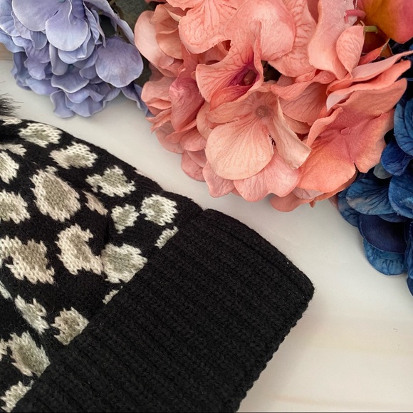 Trendy Black Leopard Knit Pom Pom Beanie - Picture 8 of 16